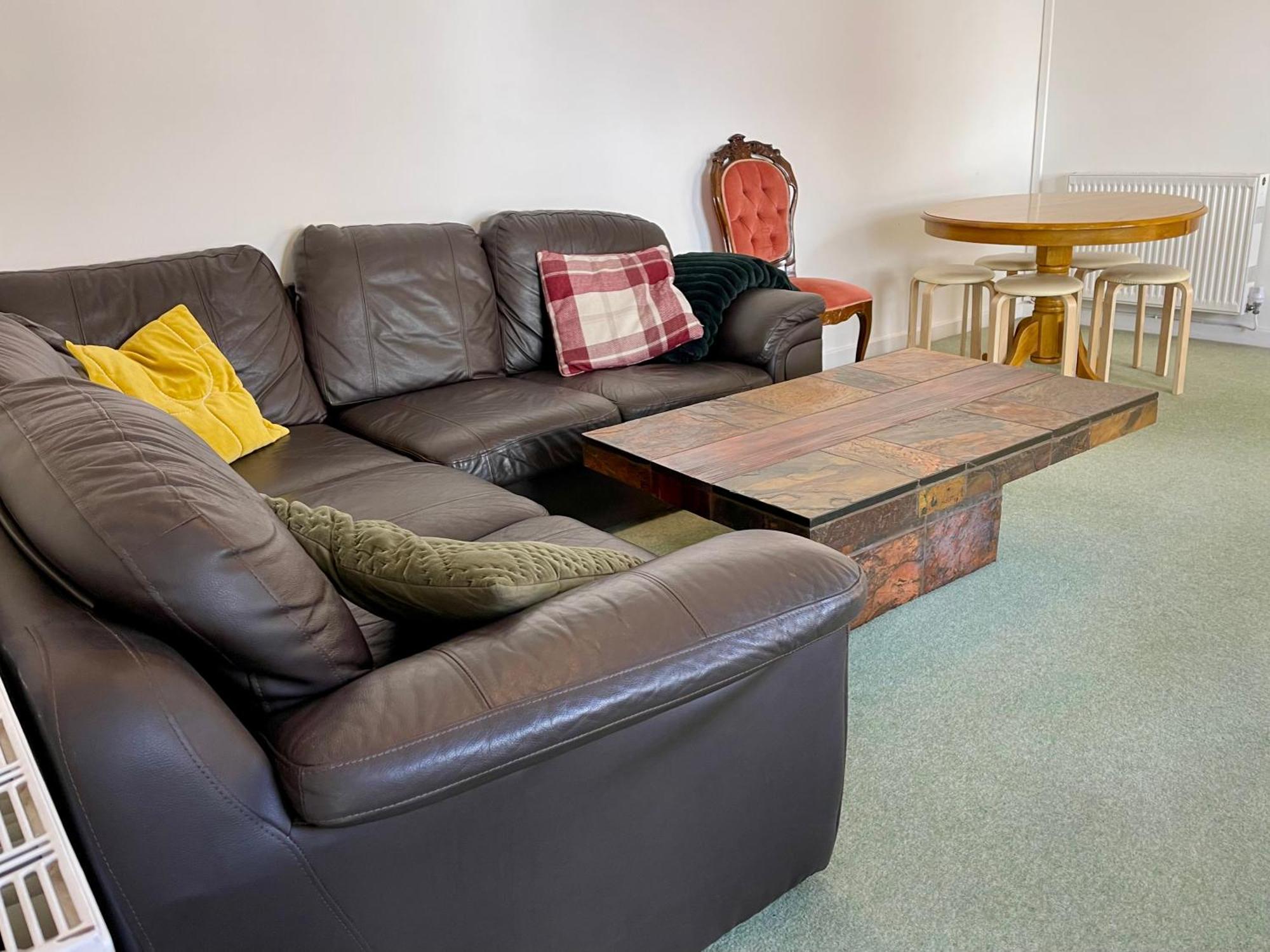 Vernon Place Town Centre, Vernon Cottage 3-Bed With Parking, 1A Vernon Court 2-Bed With Parking, 1B Studio No Parking, Off The High Street Next To Sandford Park Cheltenham Exterior foto