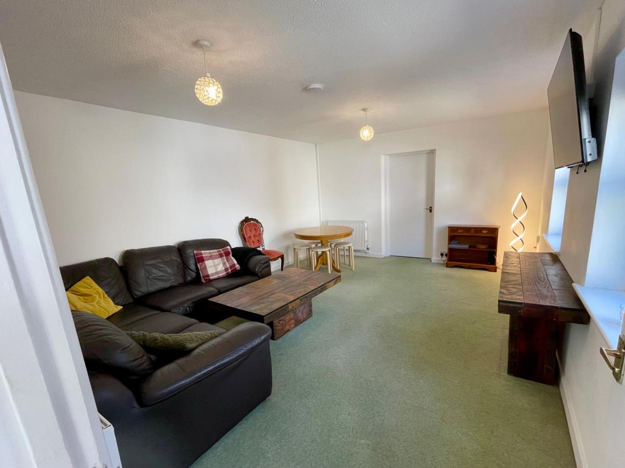 Vernon Place Town Centre, Vernon Cottage 3-Bed With Parking, 1A Vernon Court 2-Bed With Parking, 1B Studio No Parking, Off The High Street Next To Sandford Park Cheltenham Exterior foto
